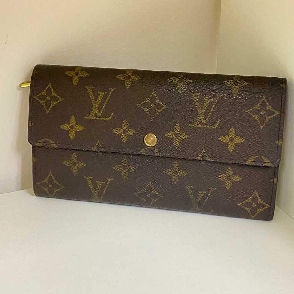 Louis Vuitton Wallet Portefeuille Sarah Monogram Long Wallet Monogram Brown Auth